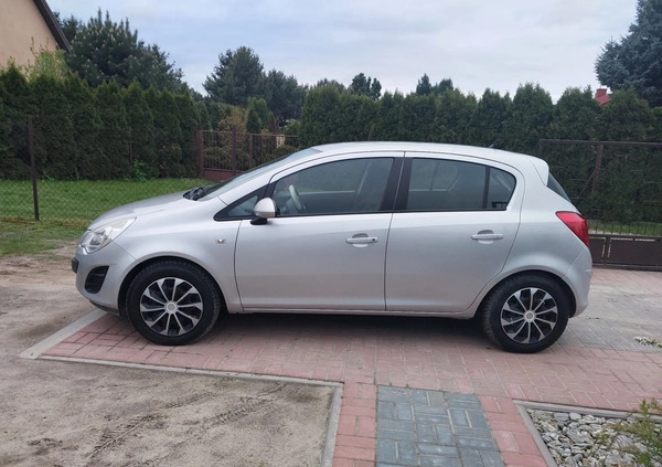 Opel Corsa cena 22000 przebieg: 149000, rok produkcji 2013 z Staszów małe 326